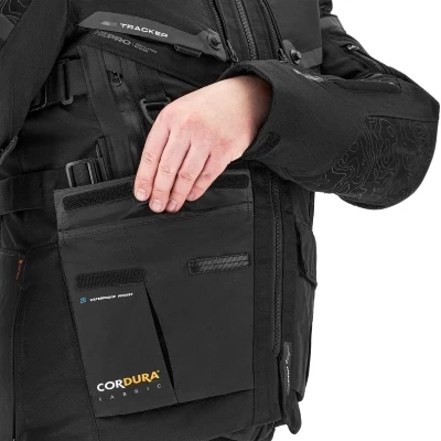 SHIMA TRACKER BLACK